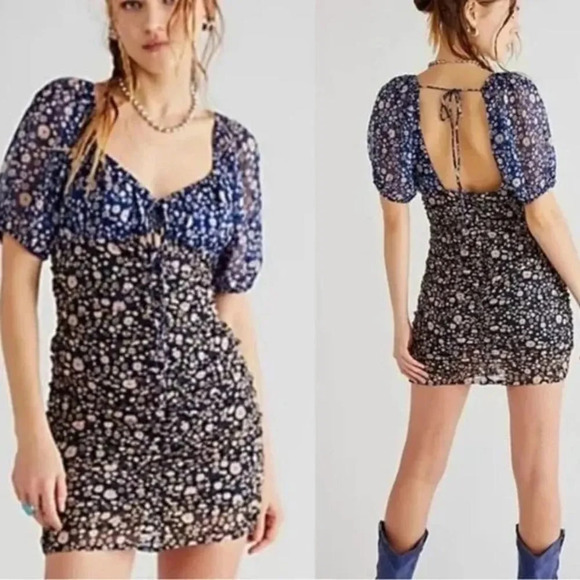 Free People X REVOLVE Tessa Mini Dress Black Blue Ditsy Floral Ruched Lined M - Picture 1 of 7